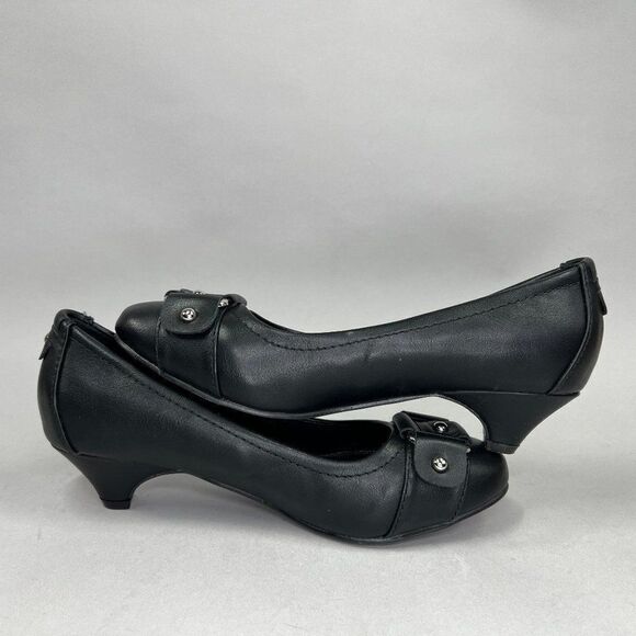 Ann Creek Women's Size 8.5 Round Toe Classic Buckle Low Heels - Picture 7 of 11